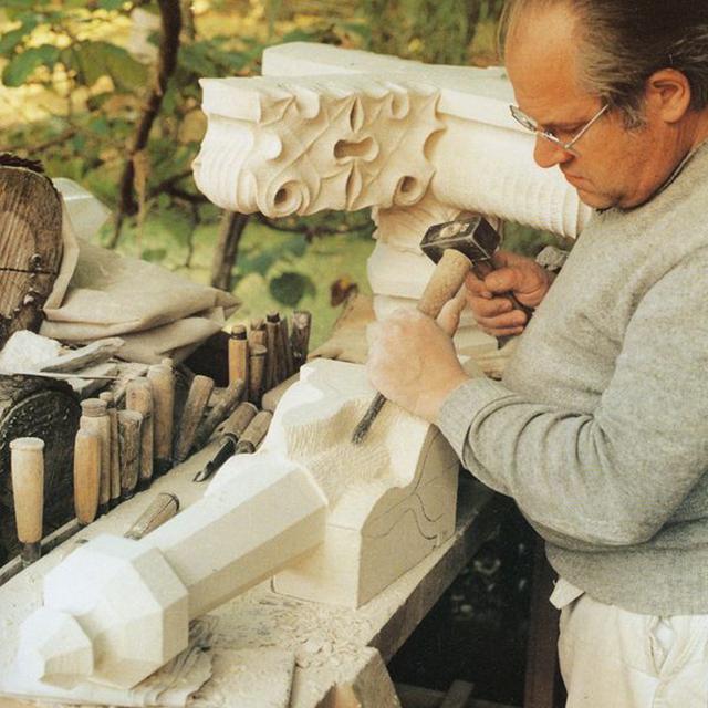 Artisan sculpteur à Moullins